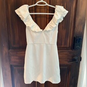 Great fitting white dress